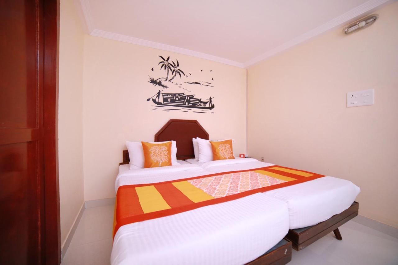 Oyo 7926 Hotel Fort View Thiruvananthapuram Extérieur photo